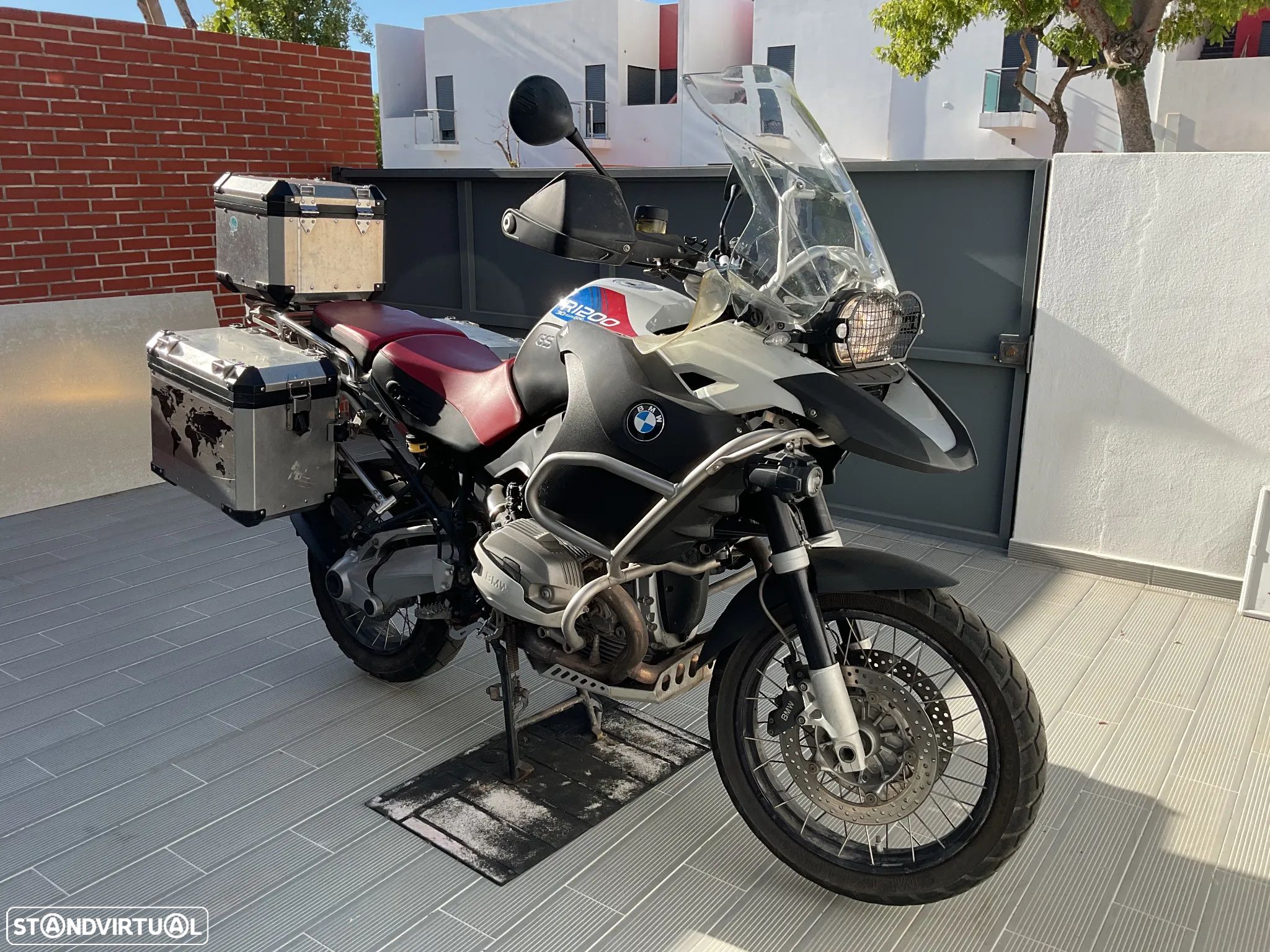 BMW R 1200 GS Adventure 30th Anniversary Edition - 1