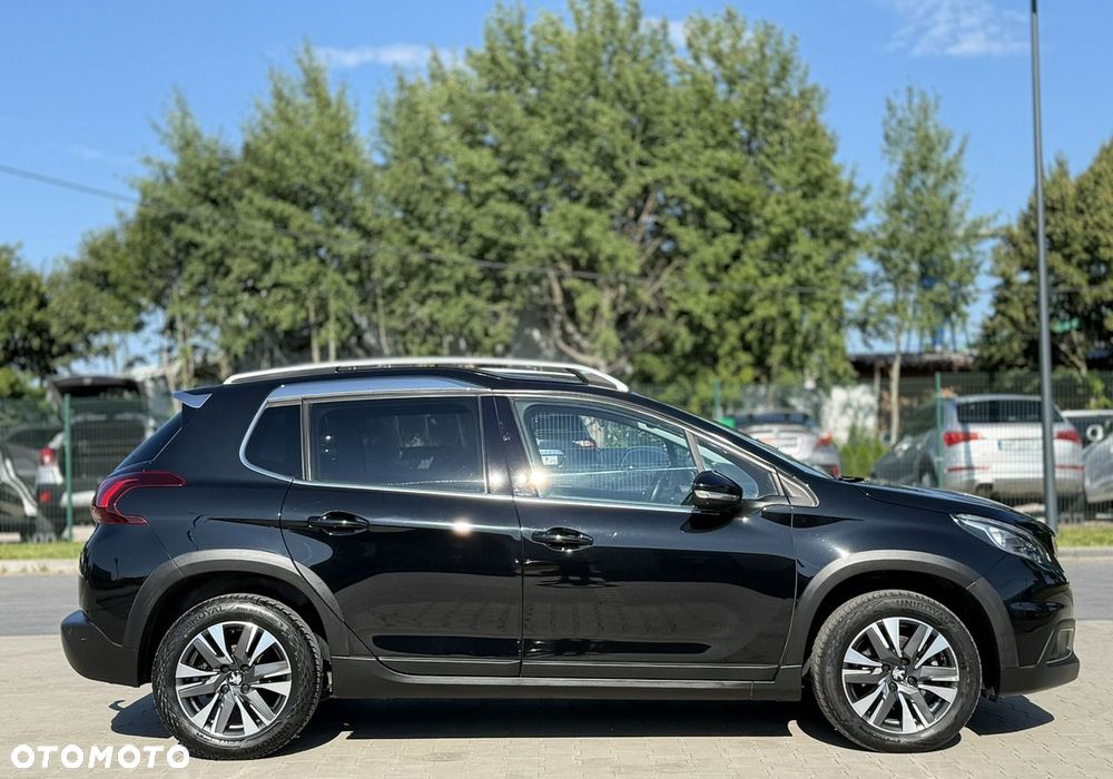 Peugeot 2008 1.2 Pure Tech GPF Active S&S EAT6 - 14