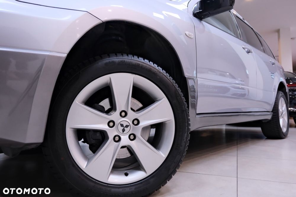 Mitsubishi Outlander 2.0 Comfort - 22