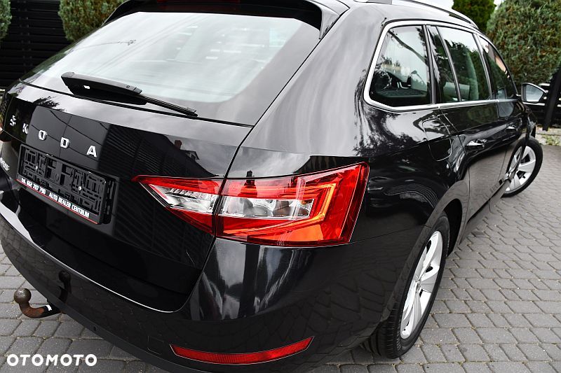 Skoda Superb 1.5 TSI DSG Style - 31
