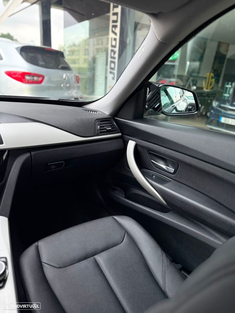 BMW 318 Gran Turismo - 24