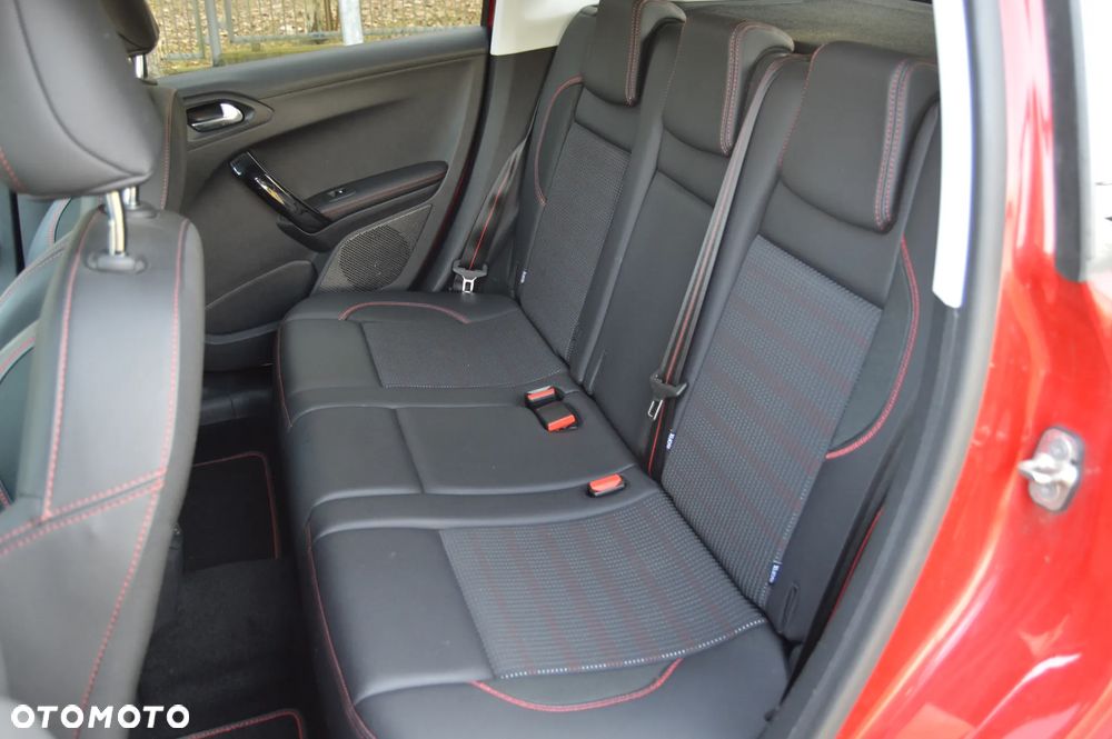 Peugeot 2008 PureTech 110 Stop&Start GT-Line Edition - 32