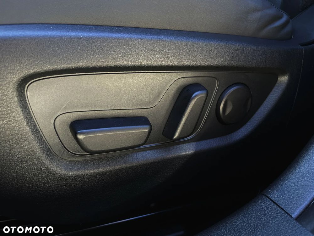 Mazda CX-30 SKYACTIV-G 2.0 M-Hybrid 150 SELECTION - 34