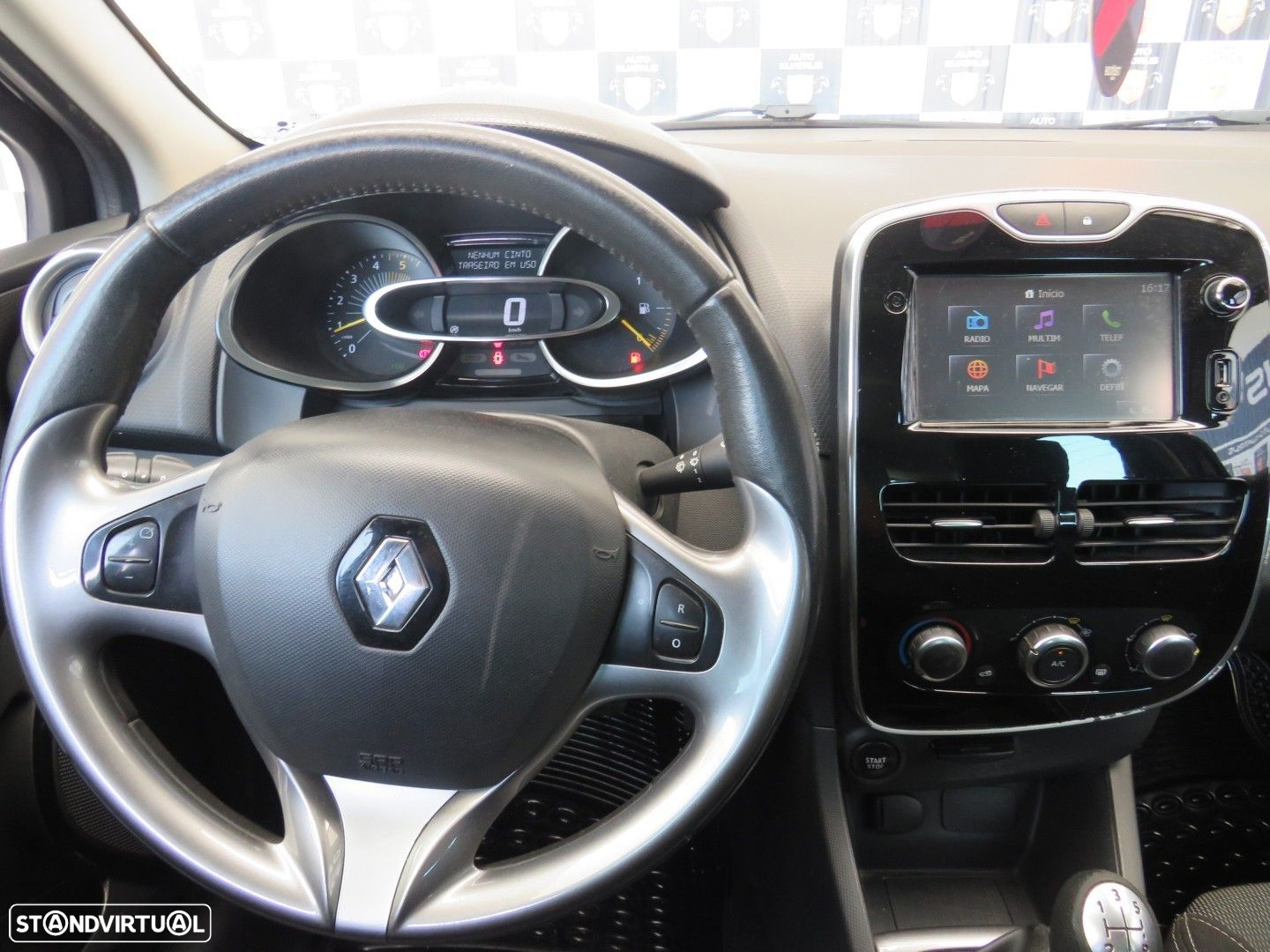 Renault Clio Sport Tourer 1.5 dCi Confort - 24