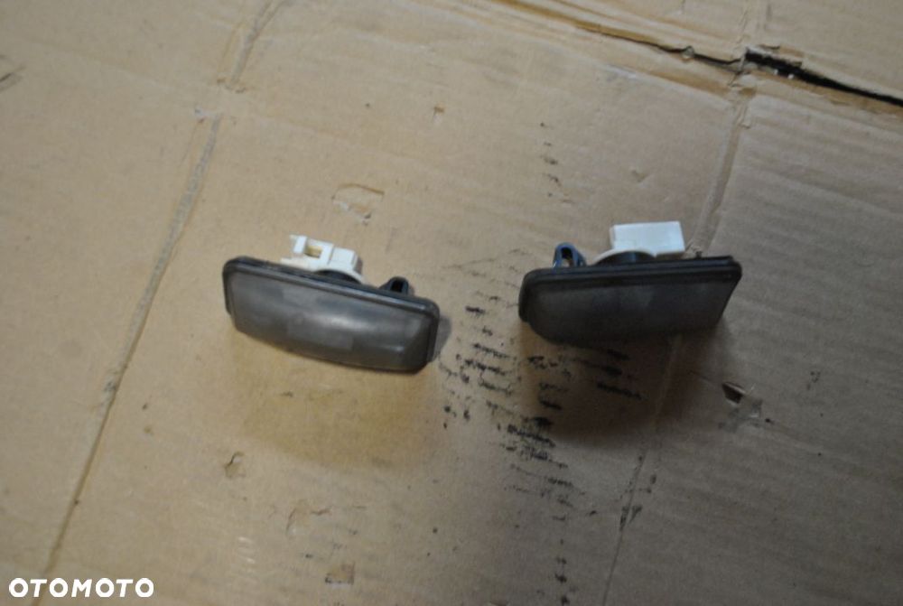 Lampki tablicy Rejestracyjnej Levorg - 1