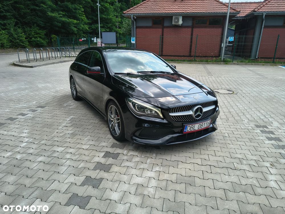 Mercedes-Benz CLA 180 7G-DCT AMG Line - 2