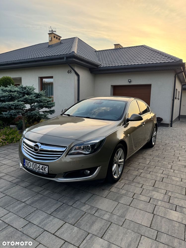 Opel Insignia 2.0 CDTI Cosmo 4x4 S&S - 2