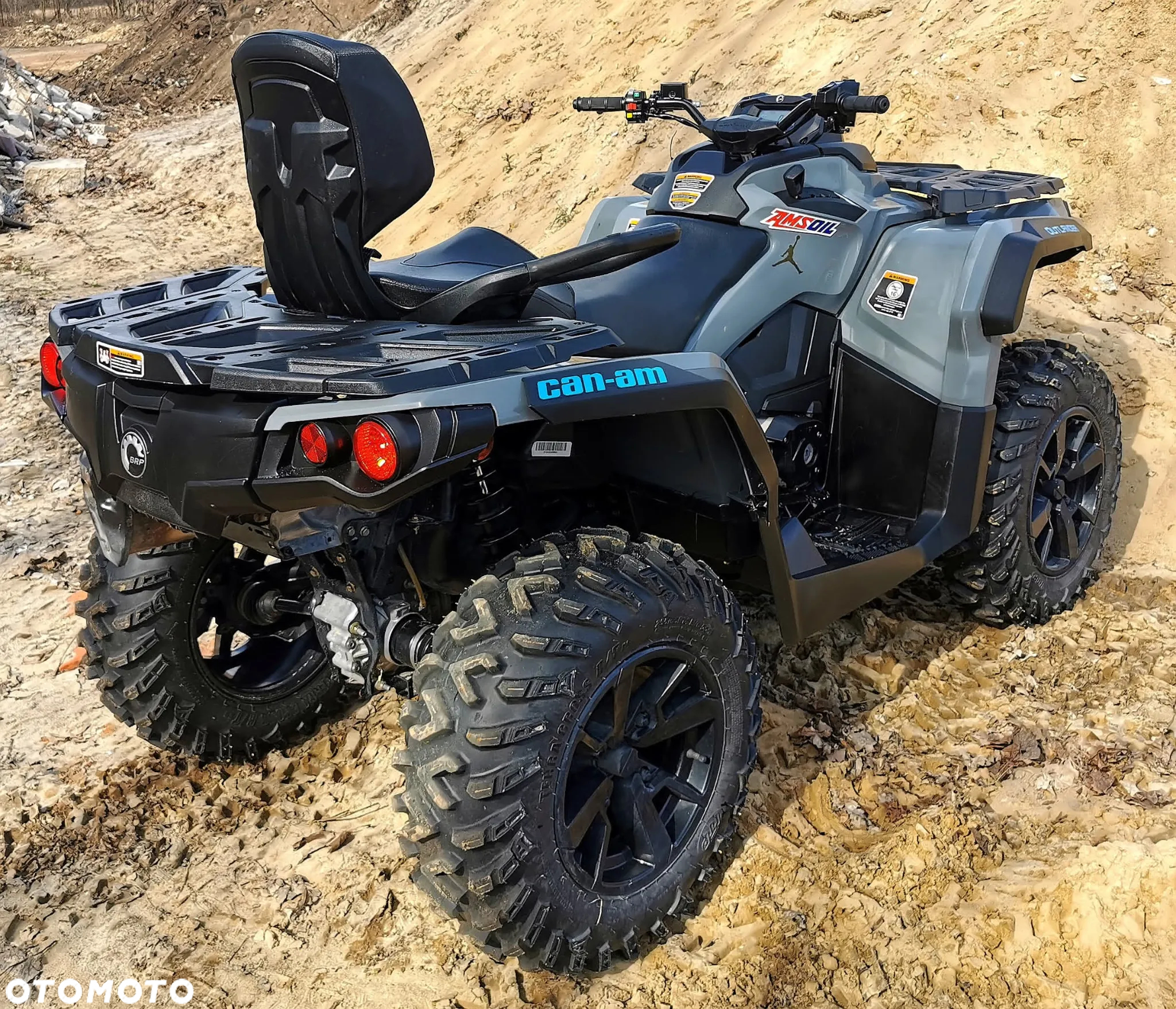 Can-Am Outlander Max - 3