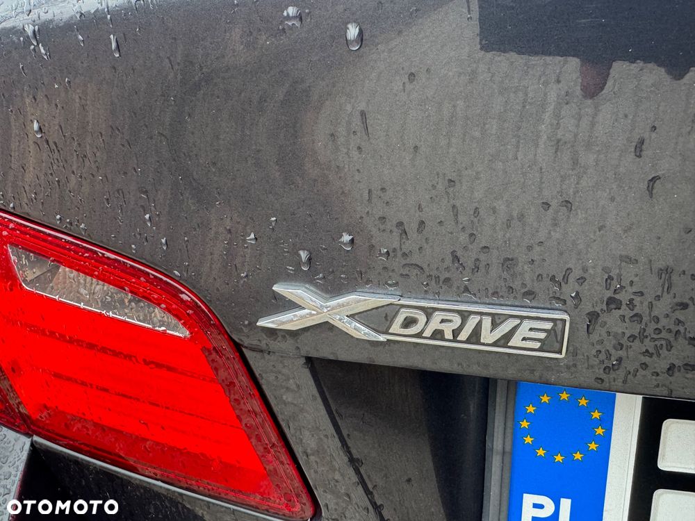 BMW Seria 5 528i xDrive Luxury Line - 18