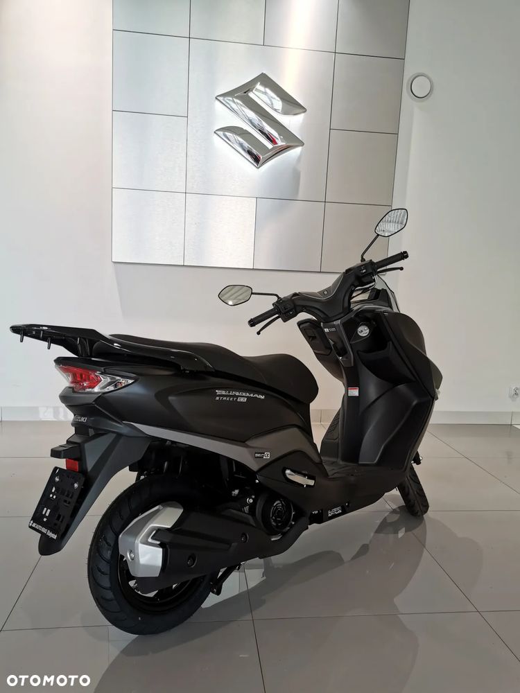 Suzuki Burgman - 4