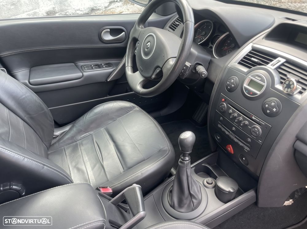 Renault Mégane Break 1.5 dCi Dynamique S - 7