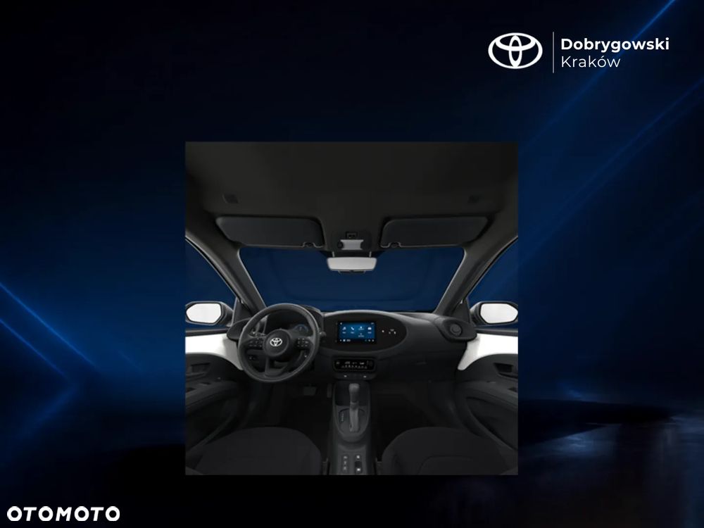 Toyota Aygo X Hybrid 1.5 Active e-CVT - 11