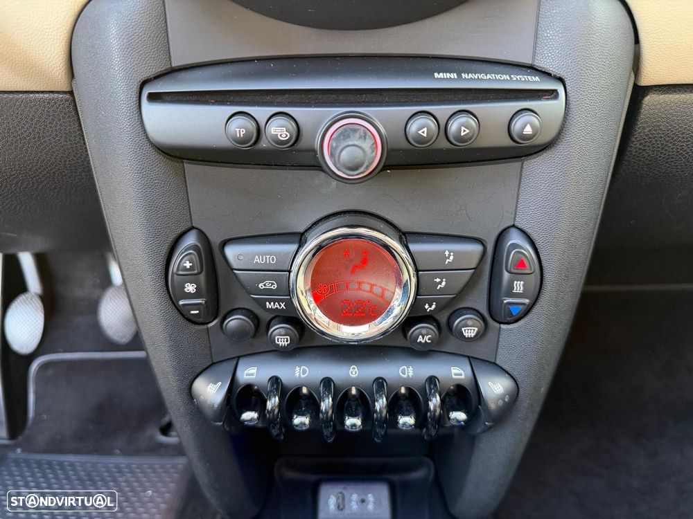 MINI 3 Portas Cooper D - 24