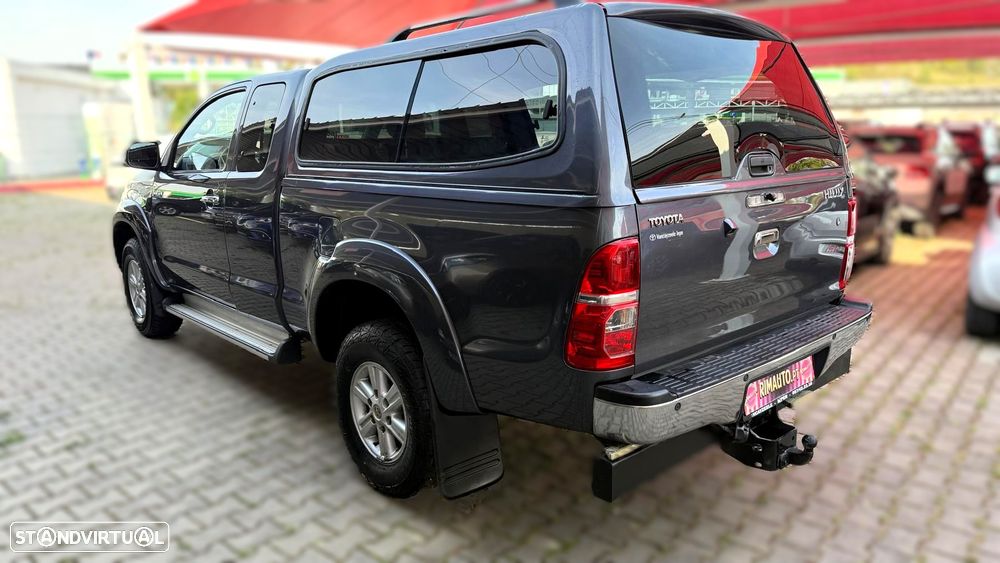 Toyota Hilux 2.5 D-4D 4WD CE - 16