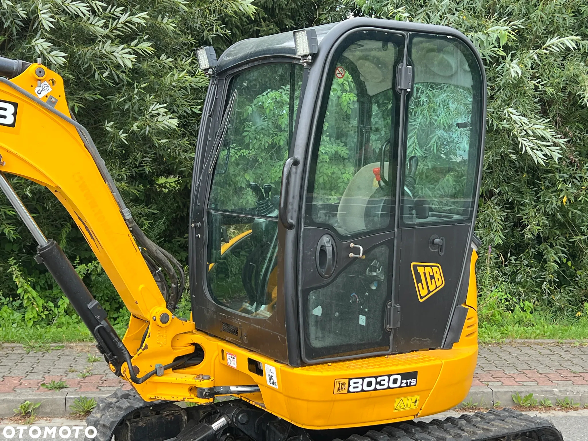 JCB * JCB 8030 *Sprowadzona* MINIKOPARKA  Stan IDEALNY - 14