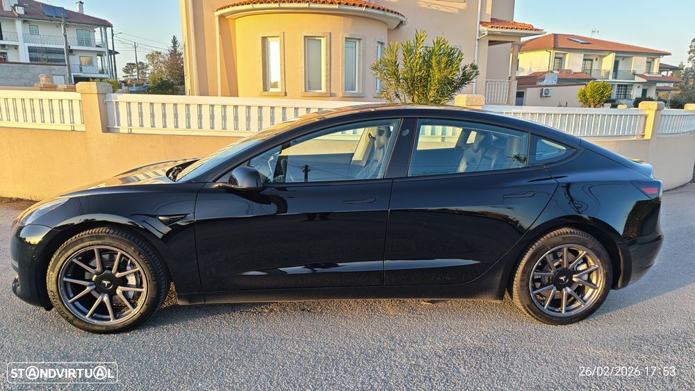 Tesla Model 3 Long-Range Dual Motor AWD - 3