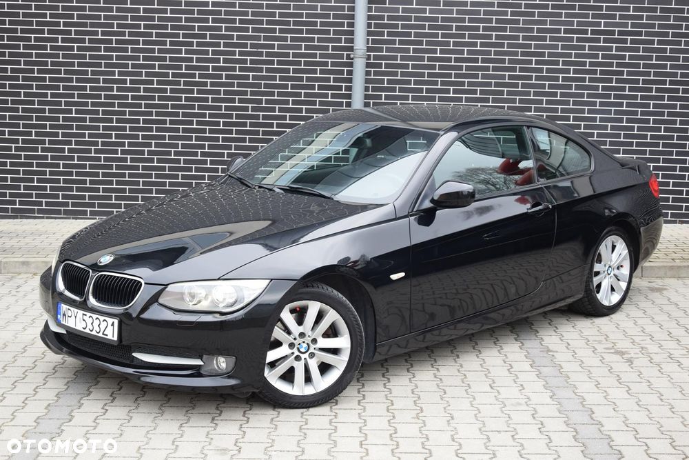 BMW Seria 3 320d Edition Exclusive - 1