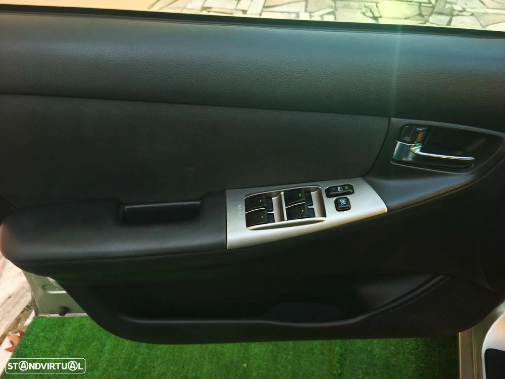 Toyota Corolla SW 1.4 D-4D AC - 18