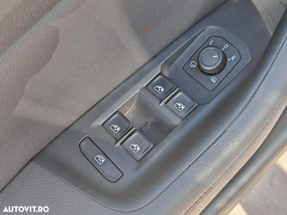 Volkswagen Passat 1.4 TSI Plug-In-Hybrid DSG GTE - 27