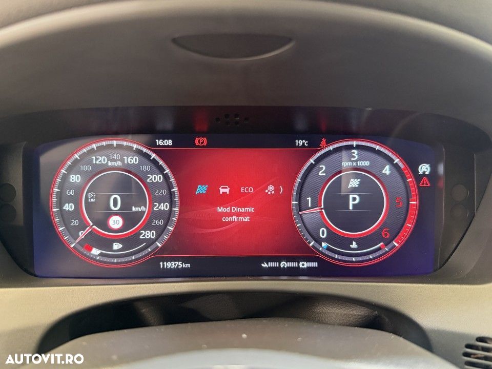 Jaguar F-Pace - 25