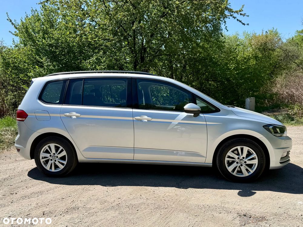 Volkswagen Touran 1.5 TSI ACT OPF Comfortline - 4
