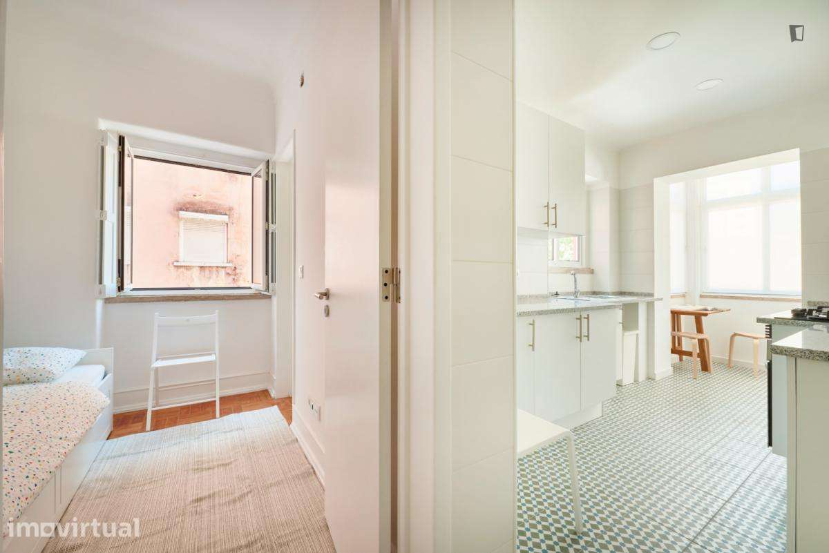Quarto - localizado em Entrecampos Lisbon - Grande imagem: 4/25