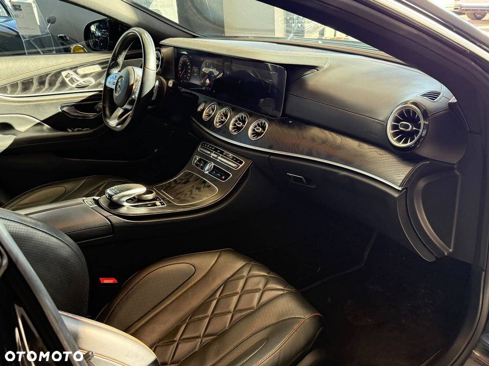 Mercedes-Benz CLS - 18