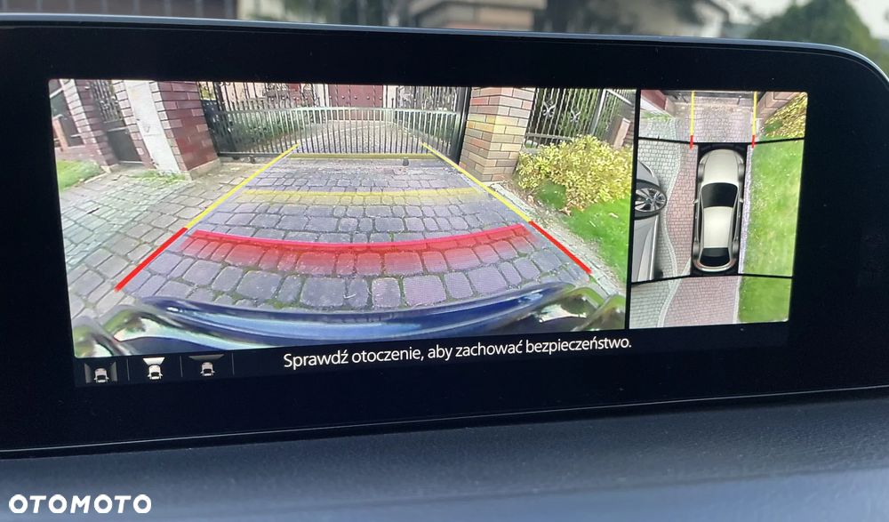 Mazda 3 e-SKYACTIV-G 150 M HYBRID EXCLUSIVE-LINE - 16