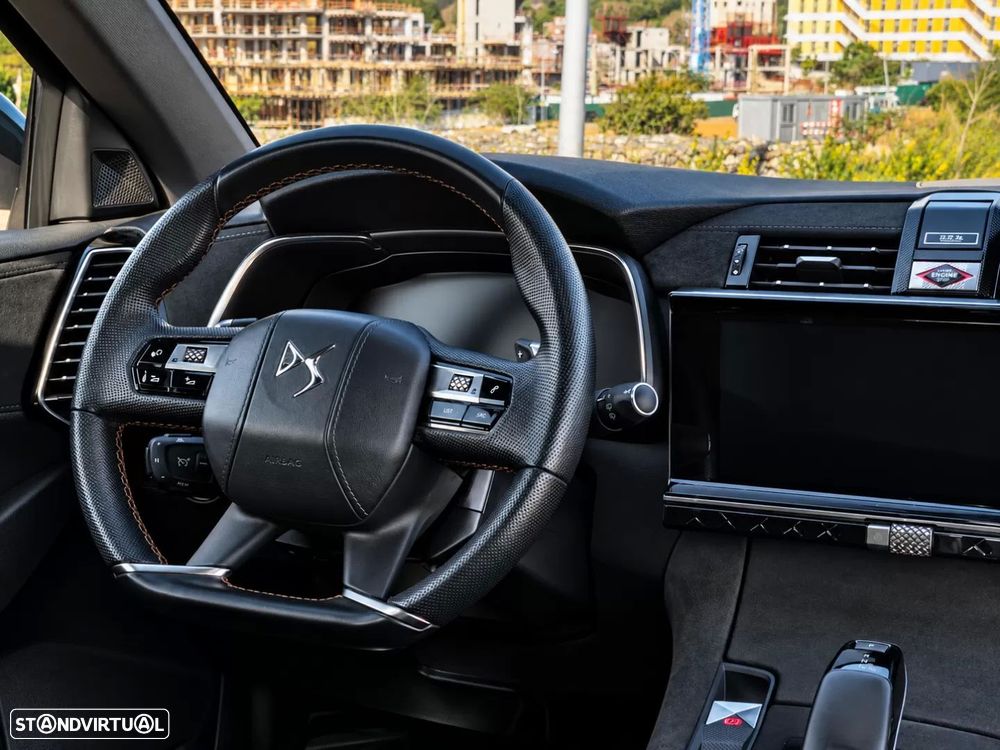 DS DS7 Crossback E-Tense Performance Line EAT8 - 9