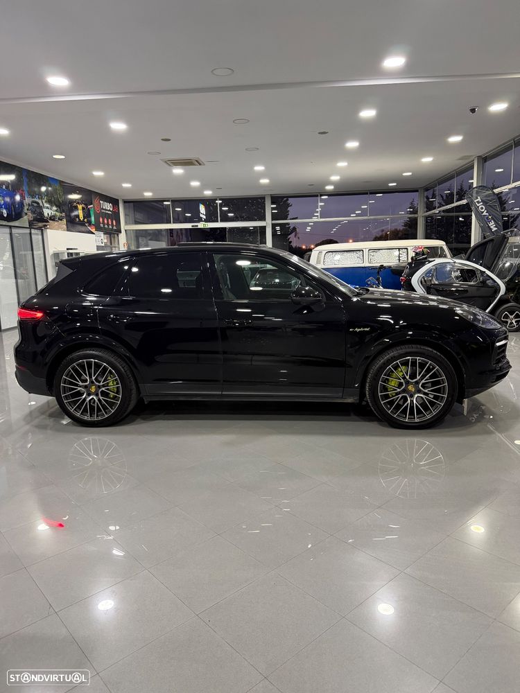 Porsche Cayenne - 11