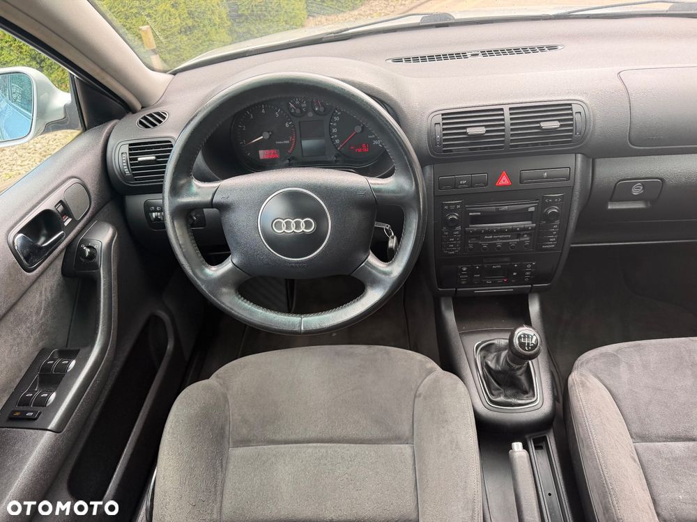 Audi A3 Sportback 1.6 Ambition - 6