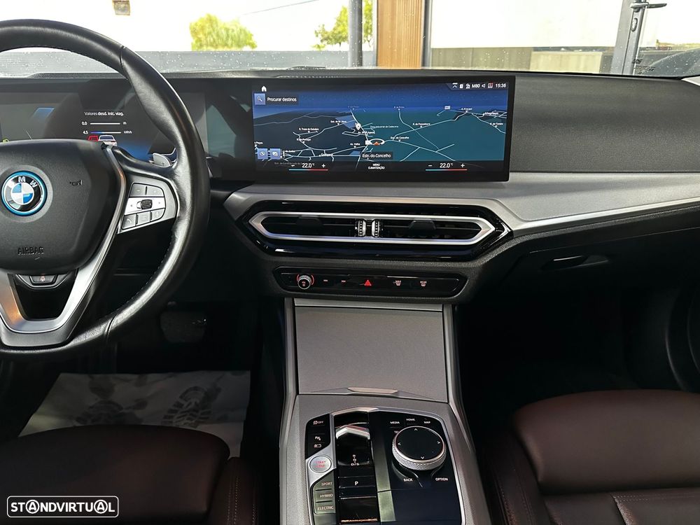 BMW 320 e Touring xDrive Aut. Luxury Line - 28