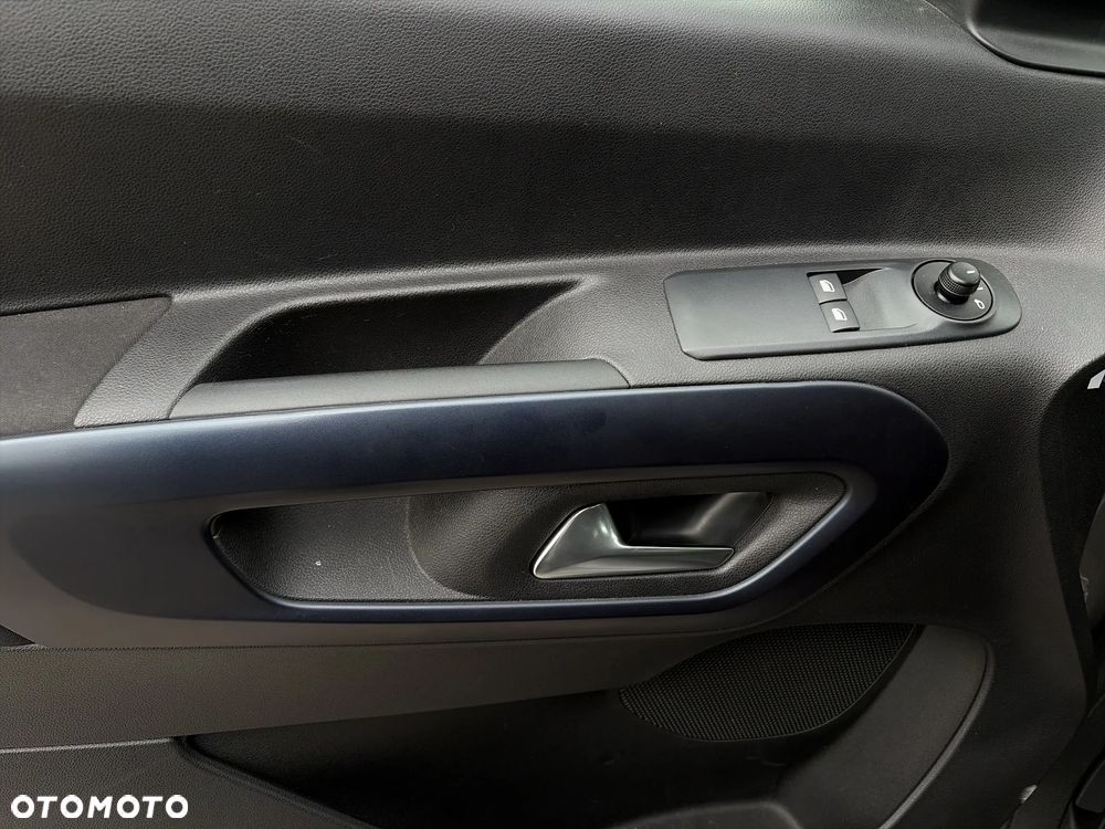 Peugeot Rifter 50kWh Allure - 12