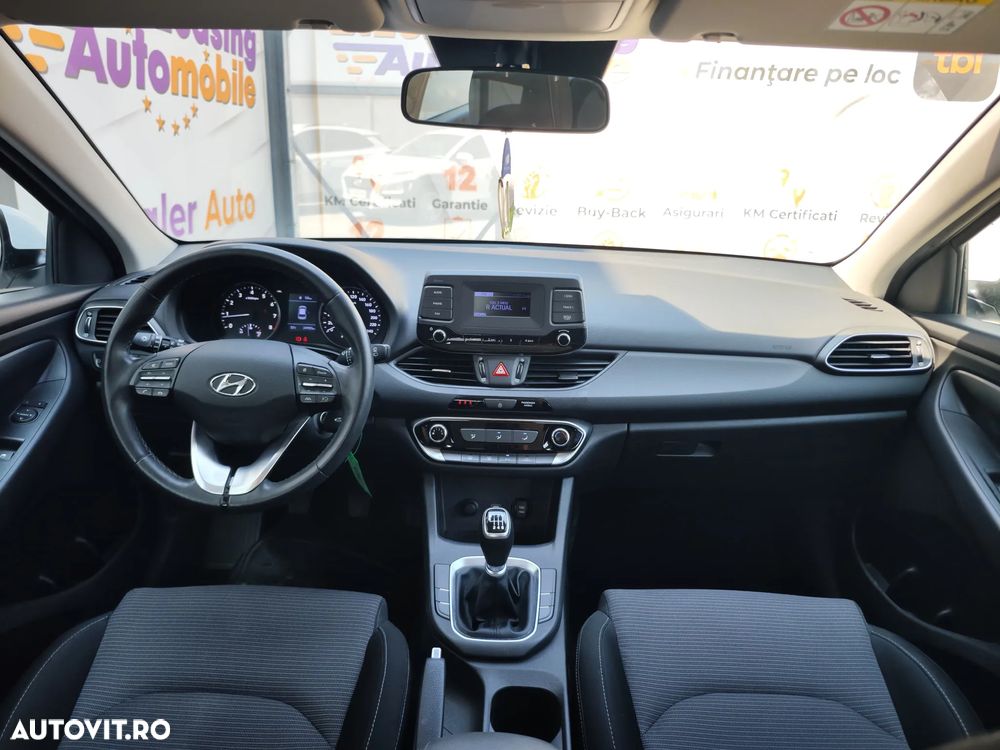 Hyundai i30 1.5 110CP 5DR M/T Comfort - 10