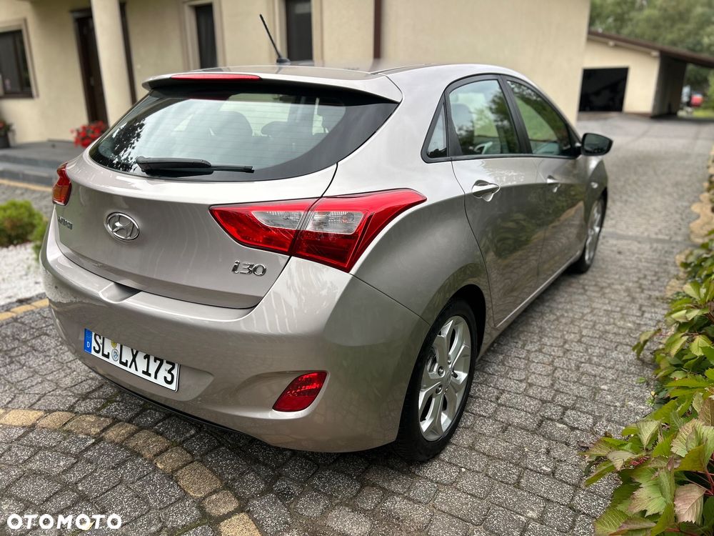 Hyundai i30 blue 1.4 Classic - 6