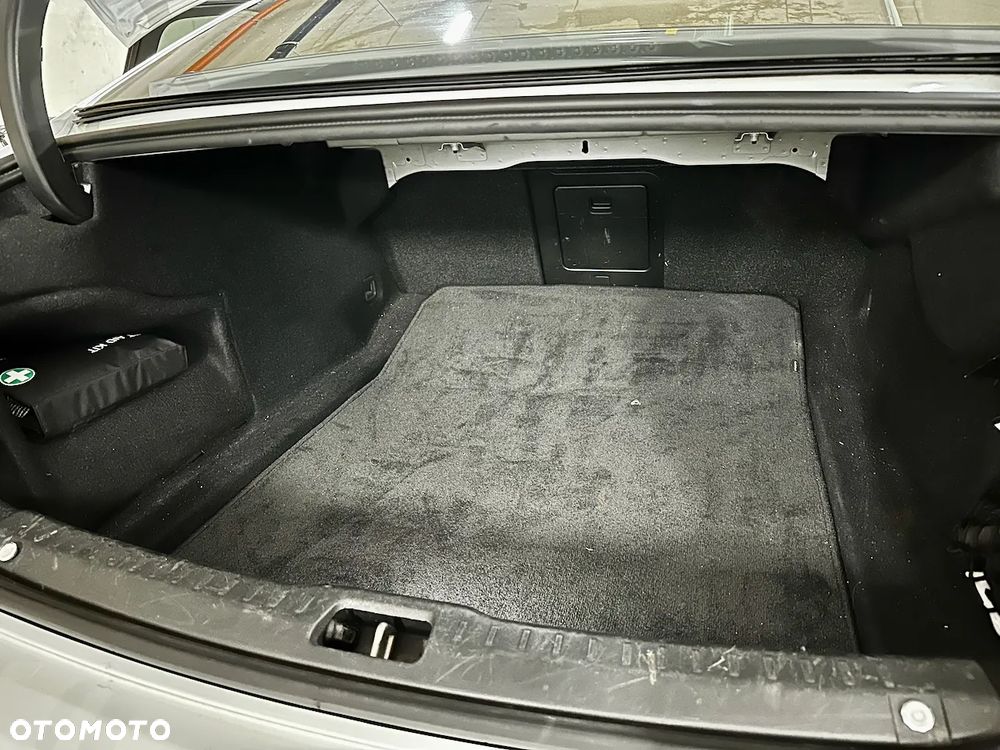 Volvo S90 T6 GPF AWD R-Design - 37