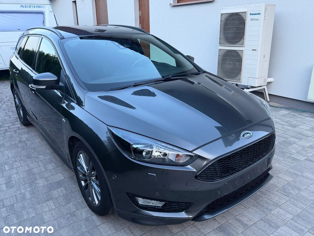Ford Focus 1.5 EcoBoost ST-Line - 8