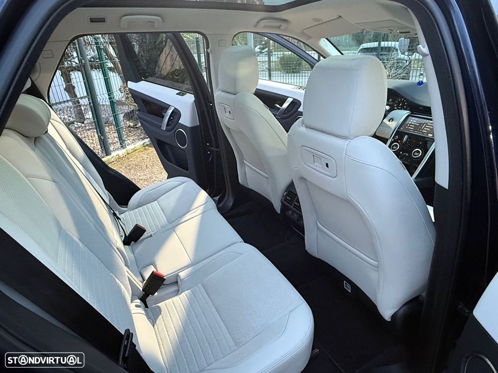 Land Rover Discovery Sport - 21