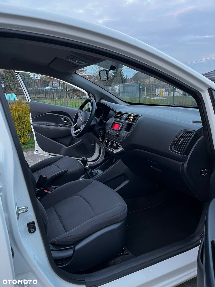 Kia Rio 1.2 M (klm) - 12