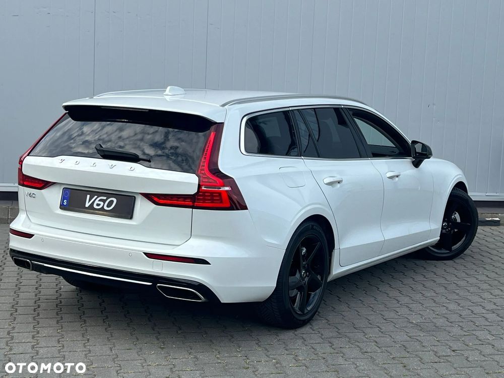 Volvo V60 D4 - 4
