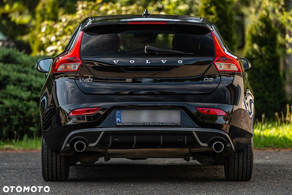 Volvo V40 D2 Momentum - 16