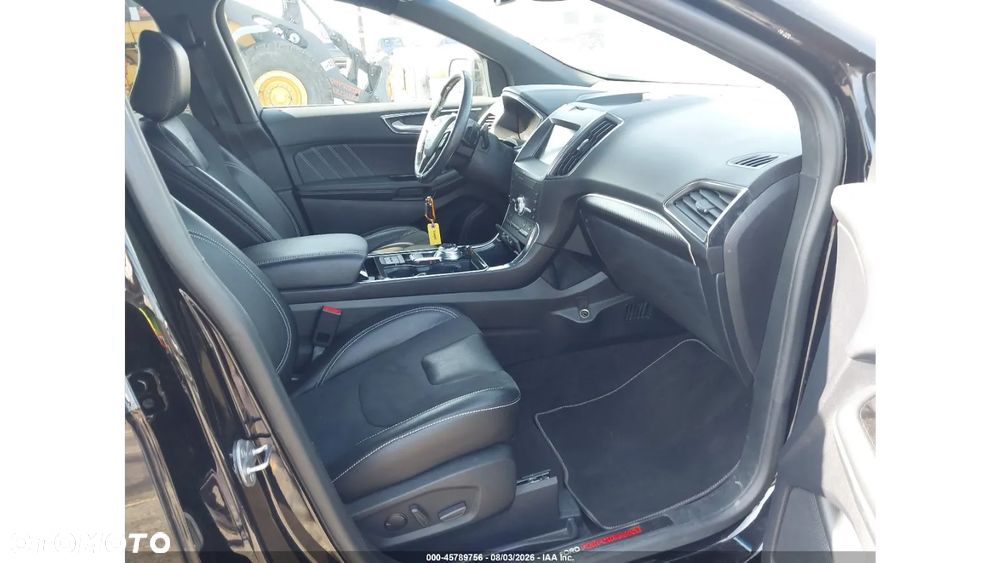 Ford Edge - 9