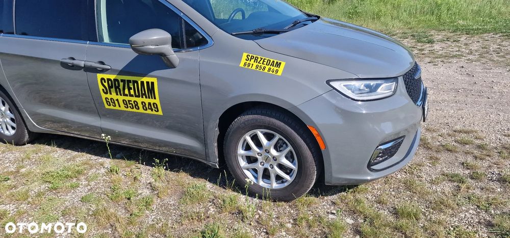 Chrysler Pacifica - 6