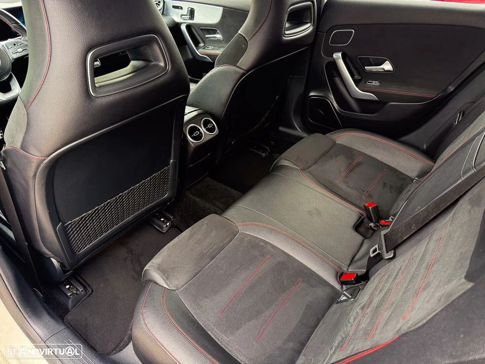 Mercedes-Benz A 180 - 18