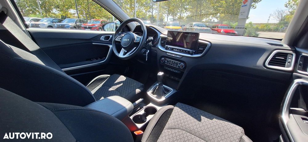 Kia Ceed 1.5 T-GDI 6MT Best - 13