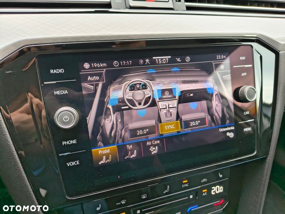 Volkswagen Passat - 27