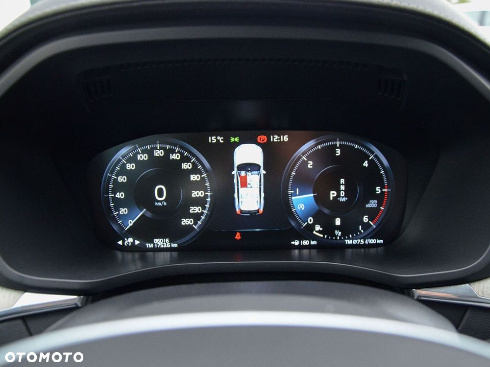 Volvo XC 60 D5 SCR AWD Inscription - 26