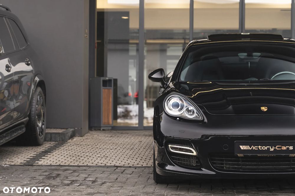 Porsche Panamera Turbo PDK - 5