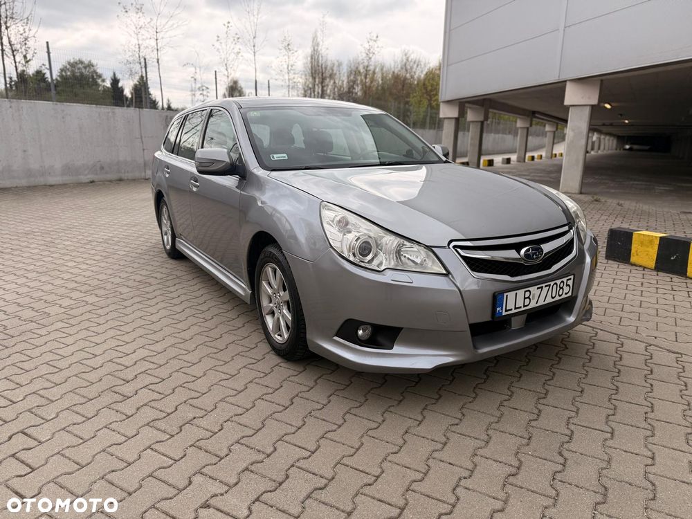 Subaru Legacy - 1
