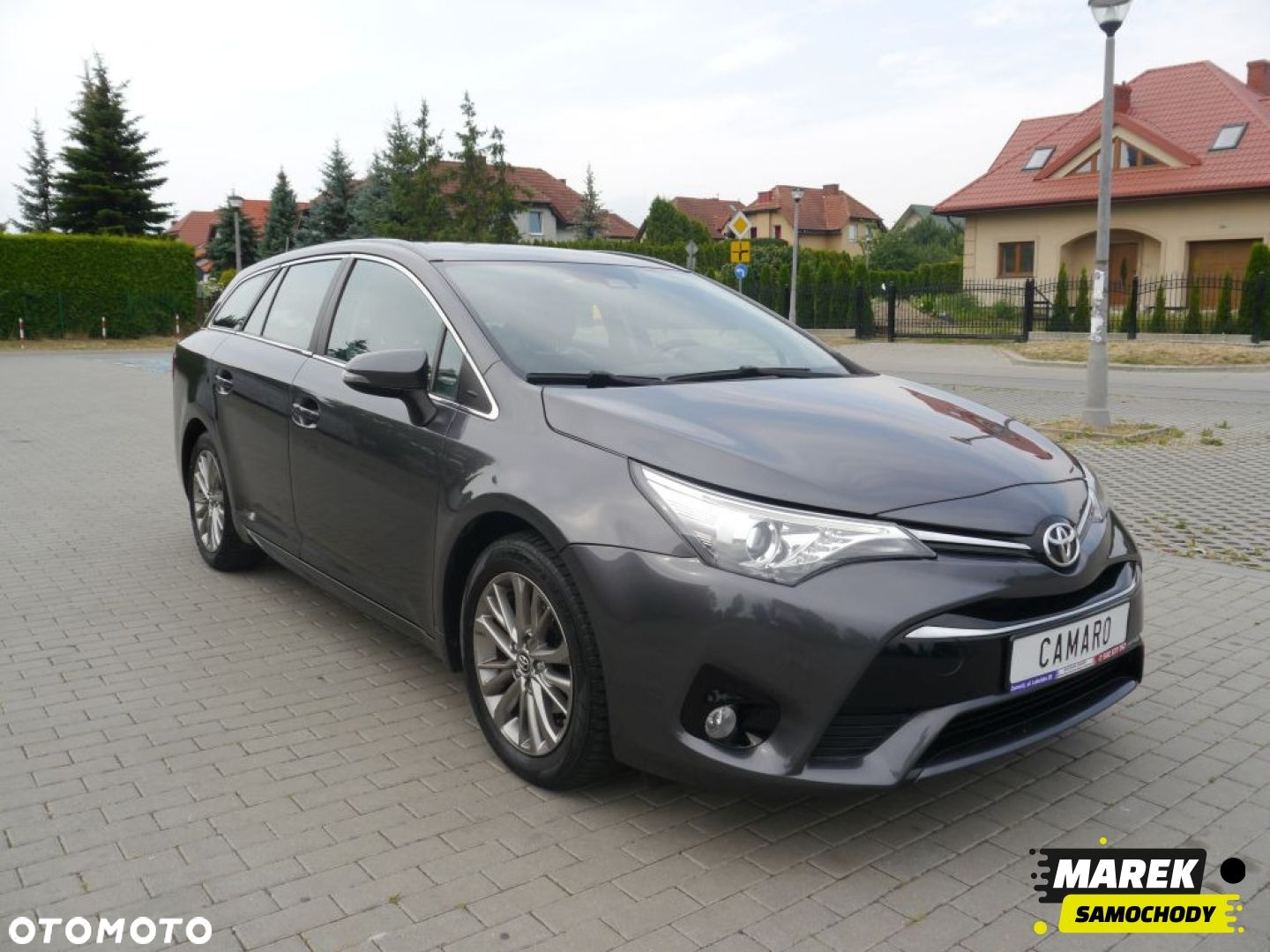 Toyota Avensis - 11